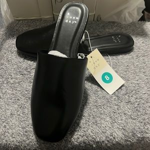 A new day flats color black new